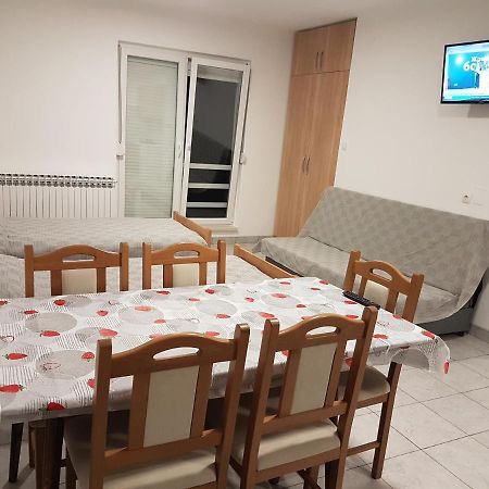 Dass Apartmani Banja Luka Exterior photo